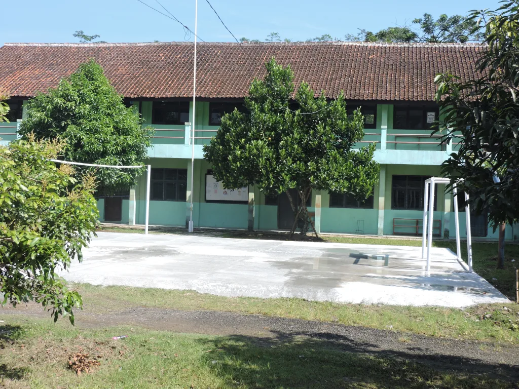 MA Al-Shahibiyyah di tanah wakaf milik Yayasan Alumni Pondok Pesantren Sinar Jaya